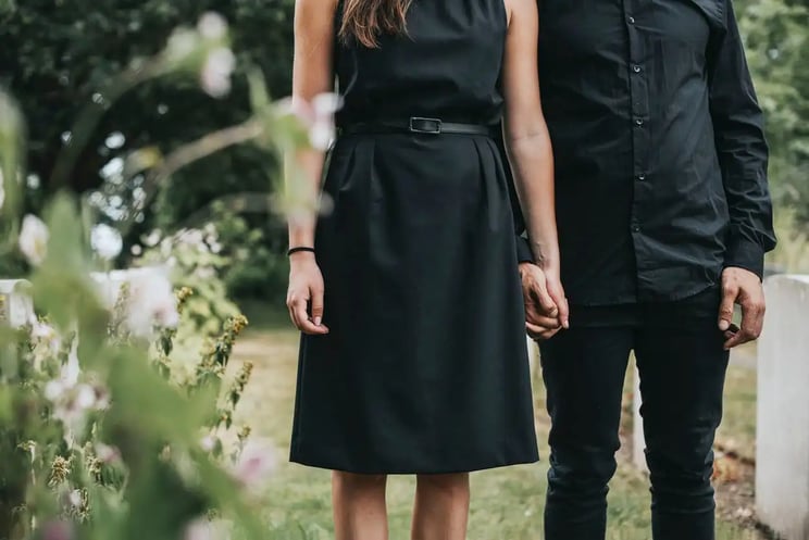 Catholic Funeral Etiquette: Traditions and What to Expect